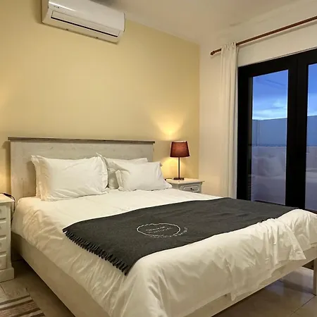 Lili By Check-in Portugal ヴィラ